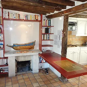 Vertus , Paris France